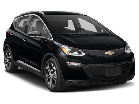 Used 2019 Chevrolet Bolt Premier w/ Infotainment Package FWD image 9