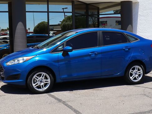 Used 2019 Ford Fiesta SE FWD image 7