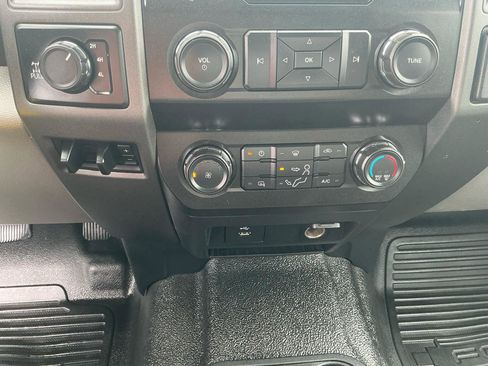 Used 2019 Ford F350 XL w/ Power Equipment Group AWD/4WD image 25