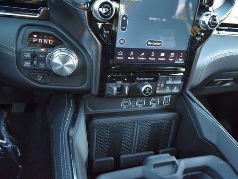 New 2026 RAM 1500 Limited w/ Trailer Tow Group image 20