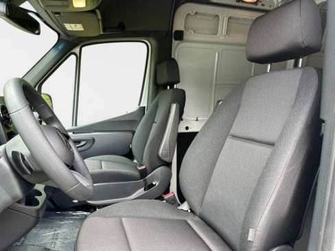 New 2025 Mercedes-Benz Sprinter 2500 image 15