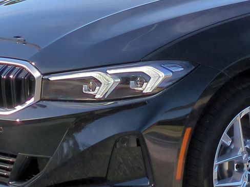 New 2026 BMW 330i xDrive Sedan w/ Premium Package image 6