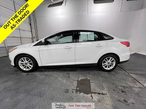 Used 2015 Ford Focus SE image 4