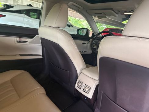 Used 2017 Lexus ES 350 FWD image 8
