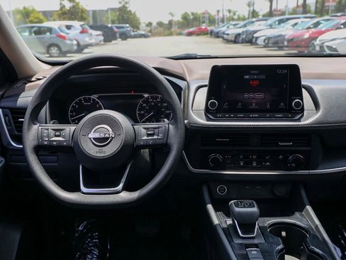 Used 2023 Nissan Rogue S FWD image 22