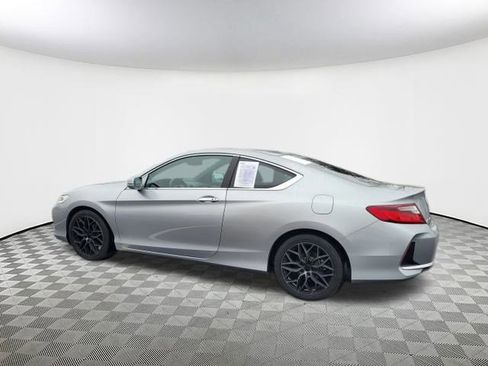 Used 2017 Honda Accord EX-L image 5