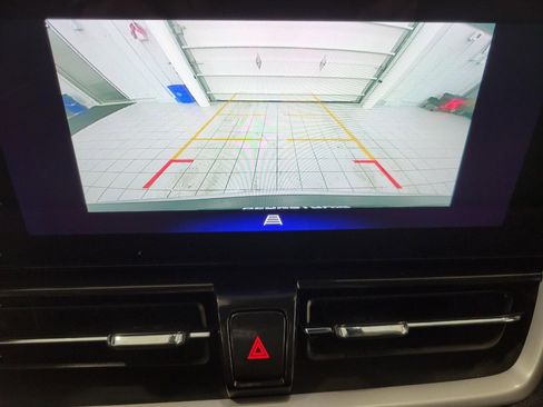 Used 2025 Chevrolet TrailBlazer LT image 14