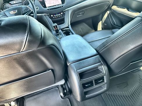Used 2023 Cadillac XT5 Premium Luxury AWD/4WD image 21