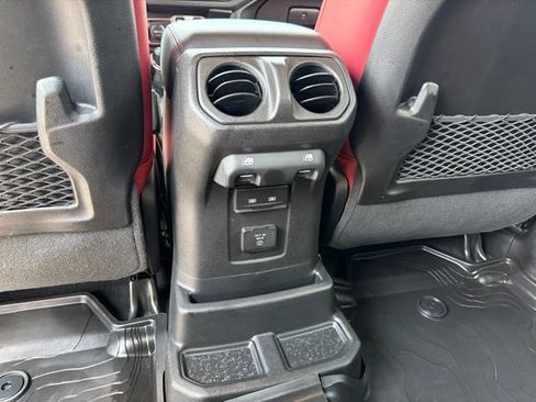 Used 2024 Jeep Wrangler Unlimited Rubicon 392 AWD/4WD image 30