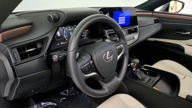 Used 2025 Lexus ES 350 w/ Premium Package FWD image 45
