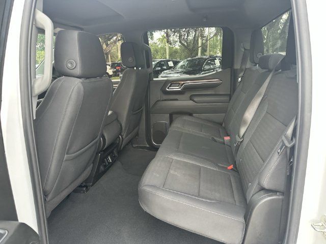 Used 2024 Chevrolet Silverado 1500 LT RWD image 27