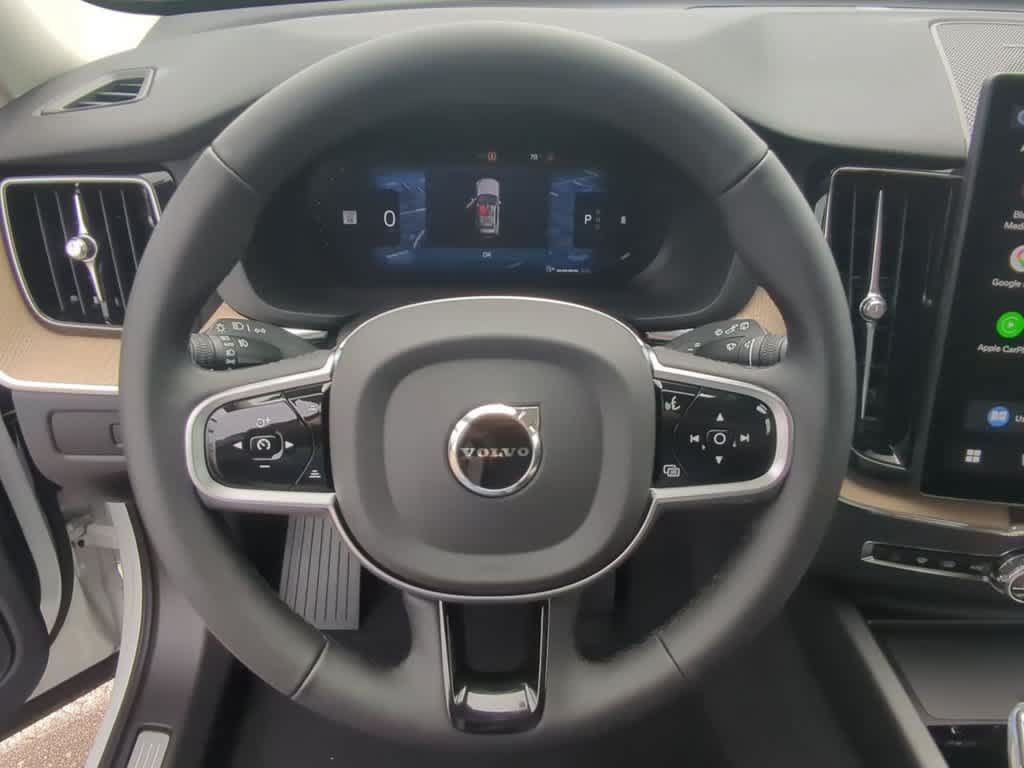 Used 2026 Volvo XC60 B5 Plus w/ Protection Package Premier AWD/4WD image 21