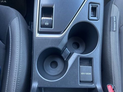 Used 2024 Subaru Impreza 2.0i image 32