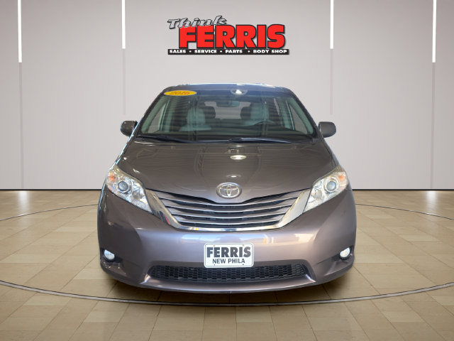 Used 2016 Toyota Sienna XLE w/ Outdoor Package AWD/4WD image 8