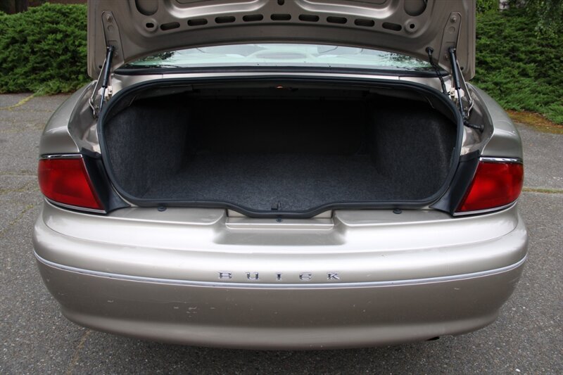Used 1999 Buick Century Limited FWD image 15