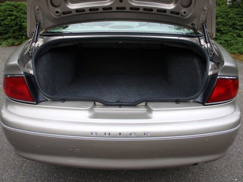 Used 1999 Buick Century Limited FWD image 15