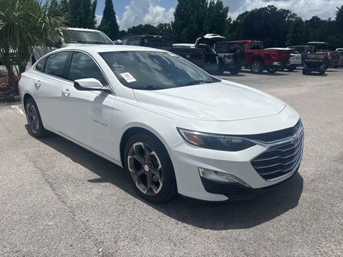 Used 2020 Chevrolet Malibu LT FWD image 3