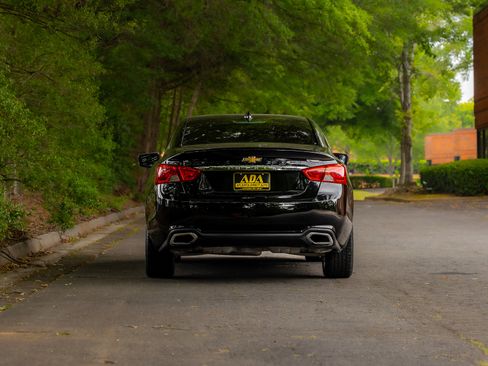 Used 2019 Chevrolet Impala Premier FWD image 35
