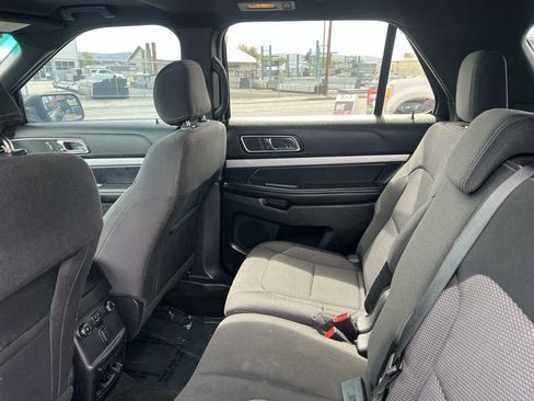Used 2016 Ford Explorer XLT w/ Equipment Group 201A AWD/4WD image 8