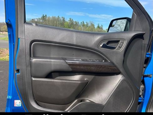 Used 2022 GMC Canyon Elevation w/ Elevation Premium Package AWD/4WD image 16