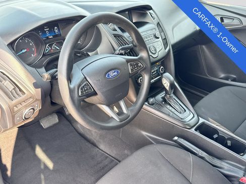 Used 2018 Ford Focus S FWD image 2