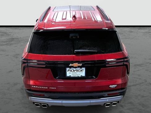 New 2026 Chevrolet Traverse LT w/ Sun and Wheel Package image 3