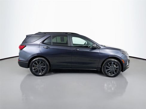 Used 2023 Chevrolet Equinox RS AWD/4WD image 10