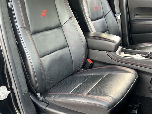 Used 2024 Dodge Durango GT image 32
