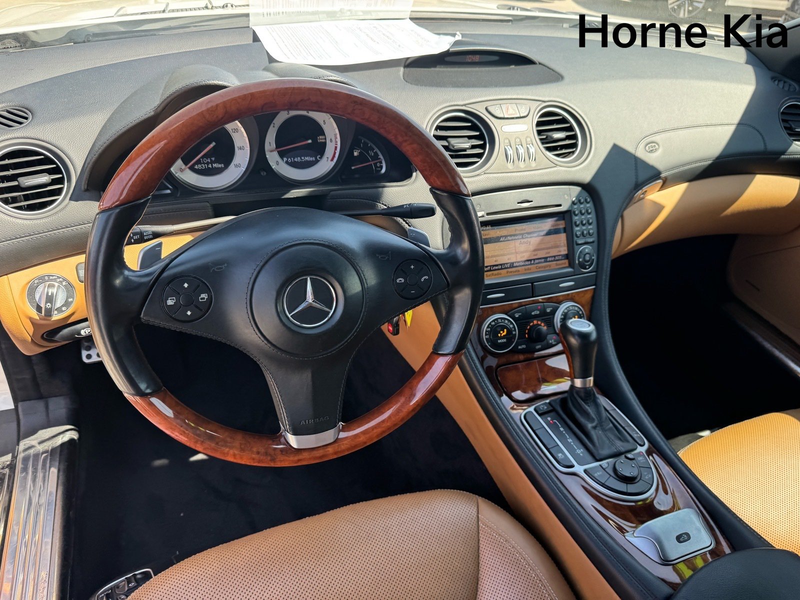 Used 2011 Mercedes-Benz SL 550 image 14