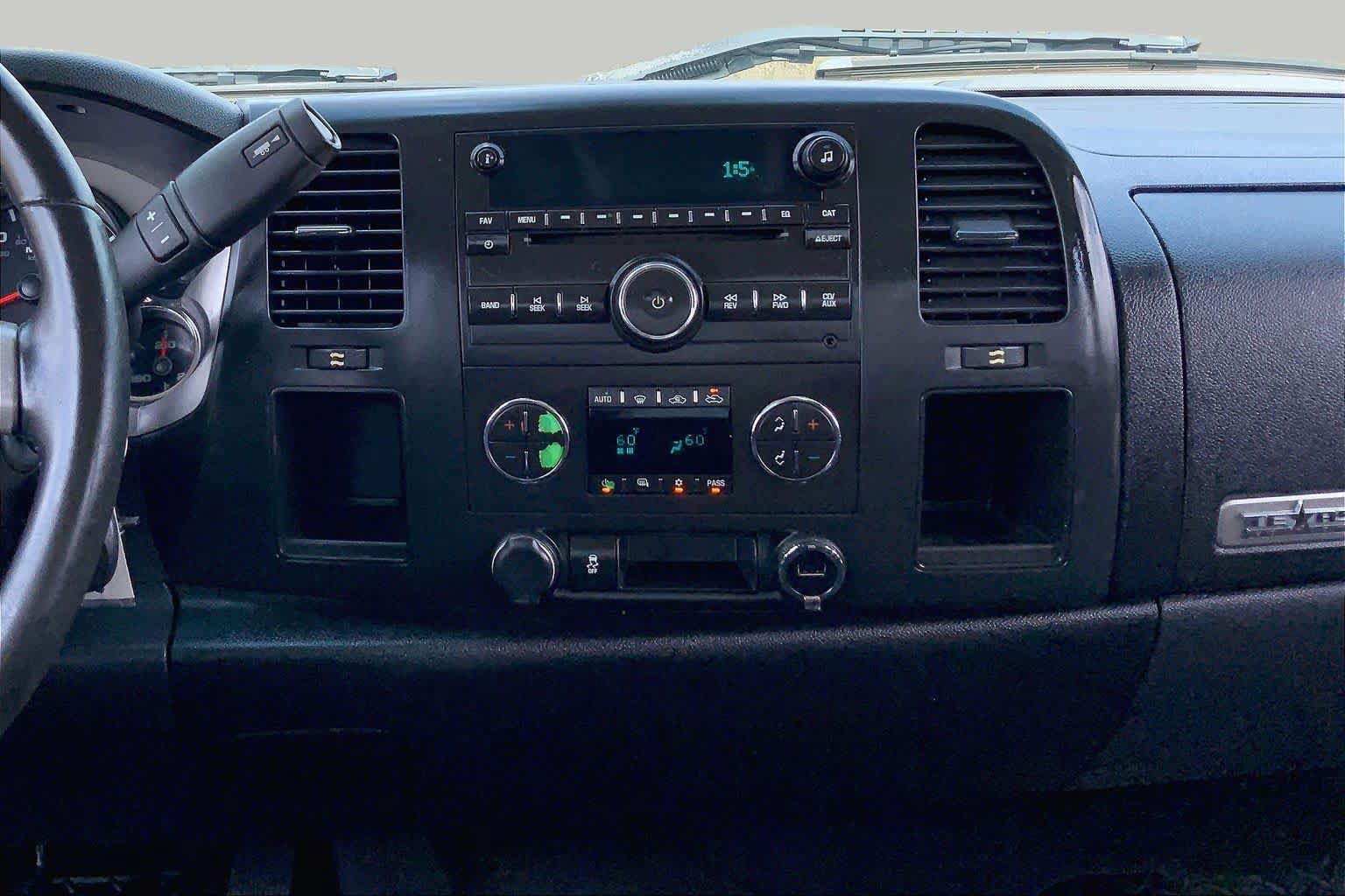 Used 2013 Chevrolet Silverado 1500 LT RWD image 7