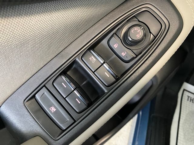 Used 2024 Subaru Forester AWD/4WD image 10