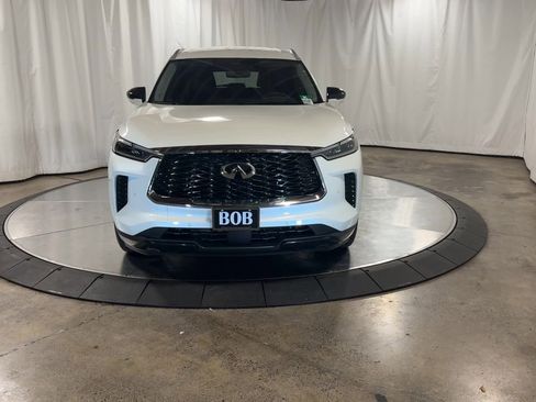 Certified 2025 INFINITI QX60 Luxe w/ Vision Package image 5