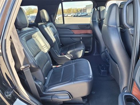 Used 2024 Lincoln Navigator Reserve image 17