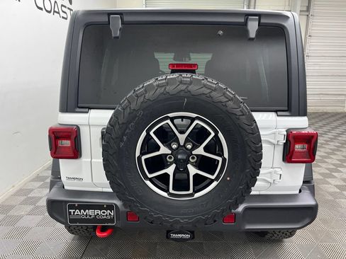 Used 2026 Jeep Wrangler Unlimited Rubicon AWD/4WD image 10