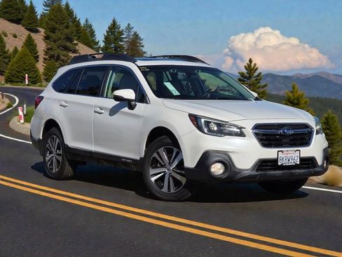 Used 2019 Subaru Outback 3.6R Limited image 2