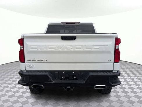 Used 2022 Chevrolet Silverado 1500 LT Trail Boss w/ LT Trail Boss Premium Package AWD/4WD image 5