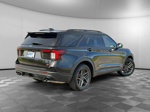 Used 2026 Ford Explorer ST AWD/4WD image 5