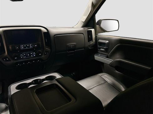 Used 2018 Chevrolet Silverado 1500 LT w/ All Star Edition image 23