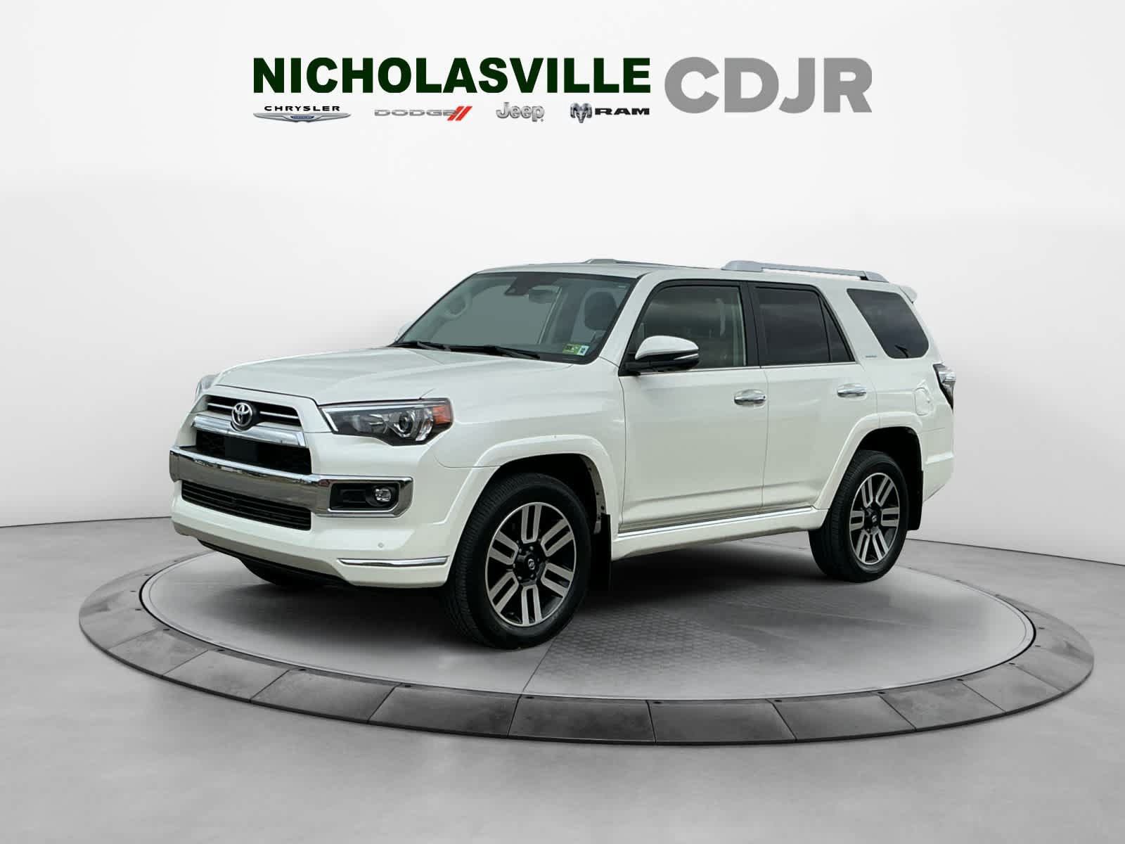 Used 2022 Toyota 4Runner Limited AWD/4WD image 1