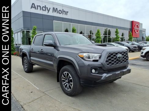 Used 2022 Toyota Tacoma TRD Sport w/ Technology Package AWD/4WD image 2