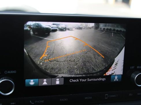 Used 2024 Honda CR-V Sport image 17