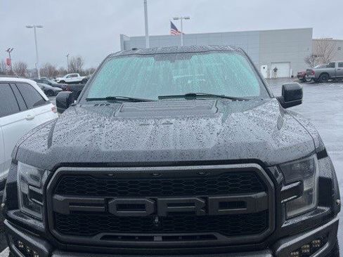 Used 2018 Ford F150 Raptor w/ Equipment Group 802A Luxury image 17