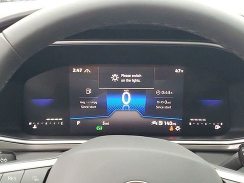 New 2026 Volkswagen Taos SE image 19