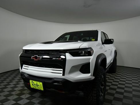 New 2026 Chevrolet Colorado ZR2 w/ Technology Package image 6