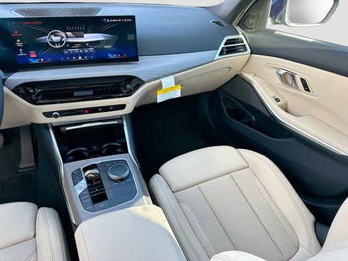 New 2026 BMW 330i xDrive Sedan w/ Premium Package image 18