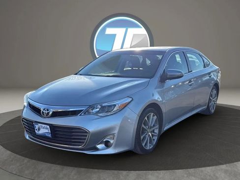 Used 2015 Toyota Avalon XLE Touring image 14
