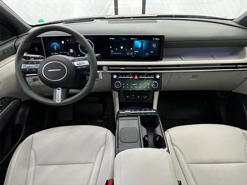 New 2025 Hyundai Tucson Limited image 25