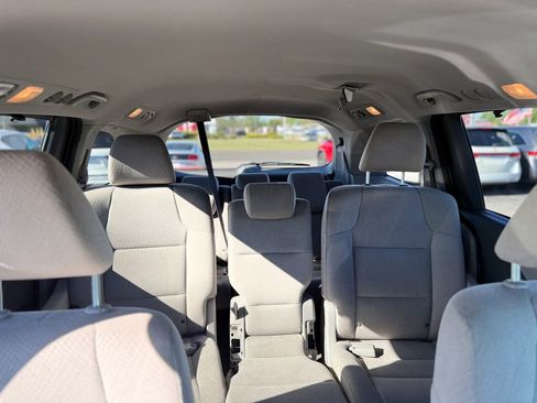 Used 2016 Honda Odyssey EX image 46