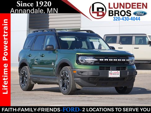 Used 2023 Ford Bronco Sport Outer Banks w/ Tech Package image 1