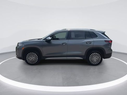 New 2025 Volkswagen Tiguan S image 5